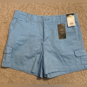New Lee Women’s Size 18 M Mid Rise 5” Shasta Light Blue Cargo Shorts